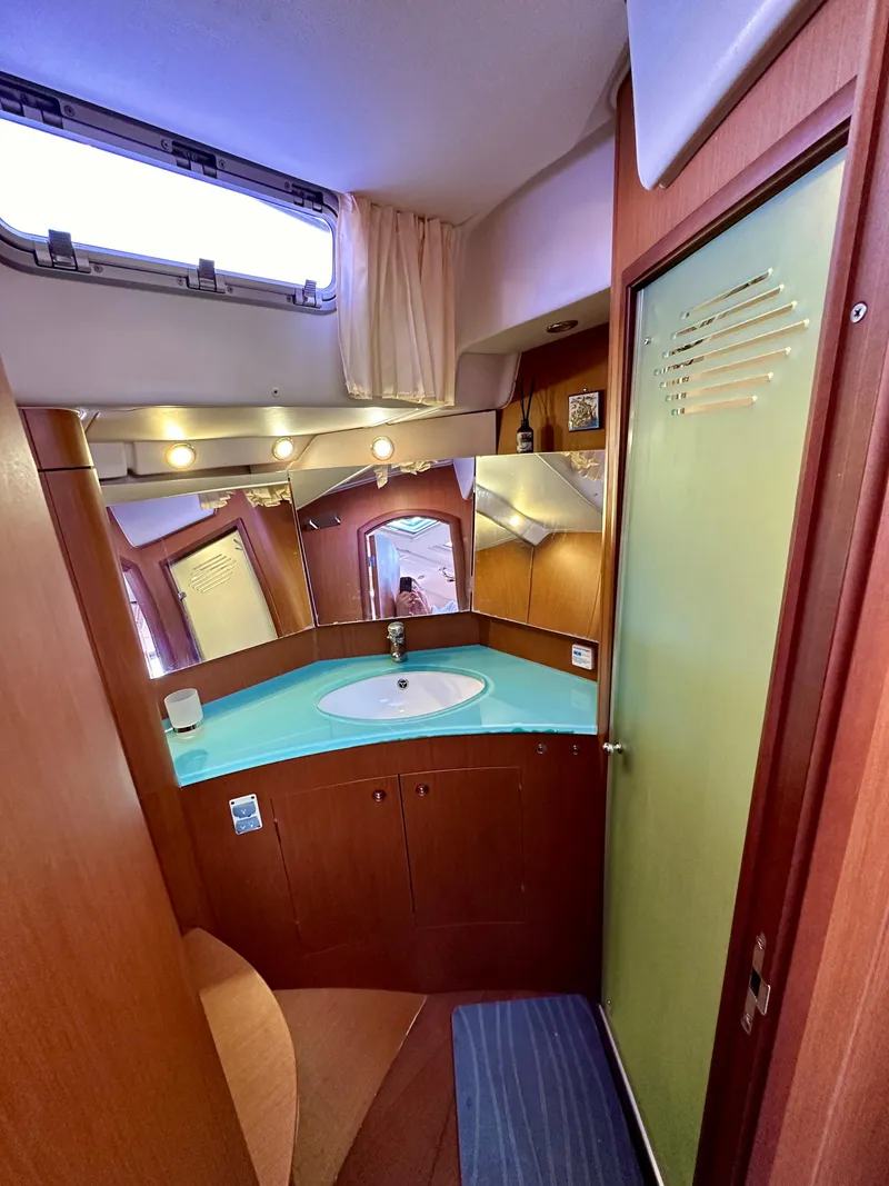 Slide: The Image of Beneteau 57 2010 - 65