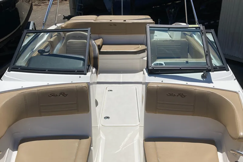 Slide: The Image of Interior view of a 2021 Sea Ray SPX 210 Outboard boat. - 7