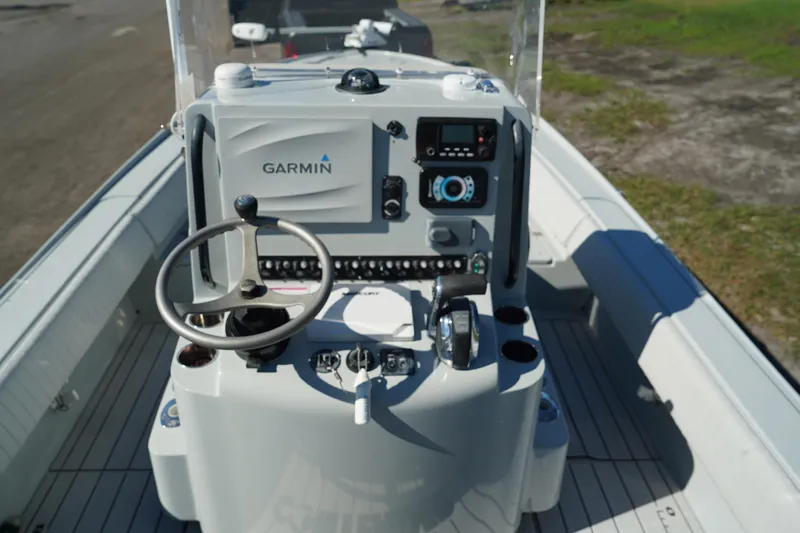 Slide: The Image of 2016 Contender 25 Bay boat console with Garmin navigation system. - 23