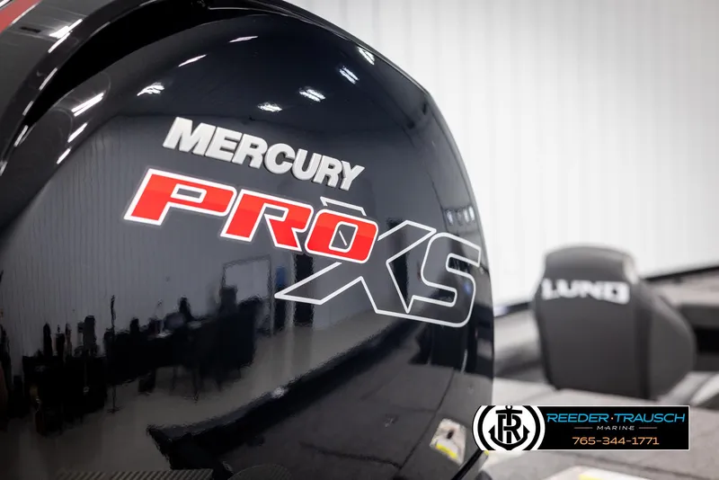 Slide: The Image of 2025 Lund 1875 Pro V Bass XS with Mercury Pro XS engine, showcased at Reeder-Trausch Marine. - 38