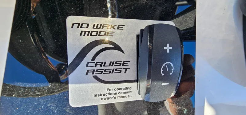 Slide: The Image of Yamaha Boats 2023 255 FSH Sport E cruise assist control panel with no wake mode. - 27