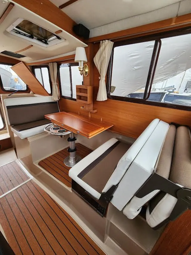 Slide: The Image of Dinette Bench  - 13