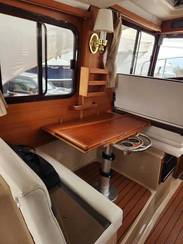 Slide: The Image of Dinette - 14