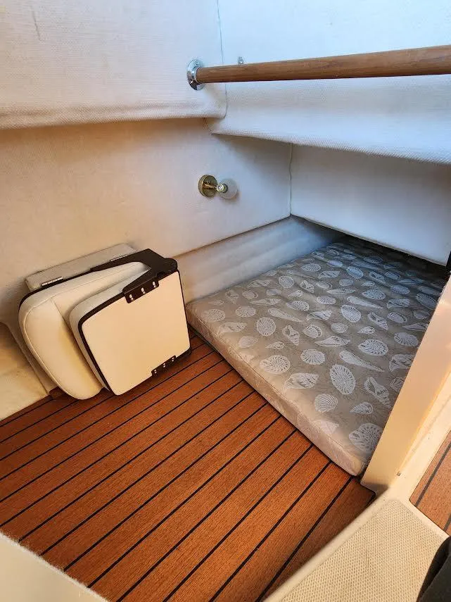 Slide: The Image of Mid-Cabin Berth - 17