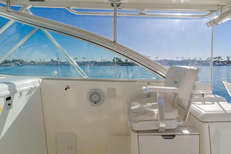 Slide: The Image of Interior of 2006 Rampage 38 Express boat with ocean view through windows. - 40