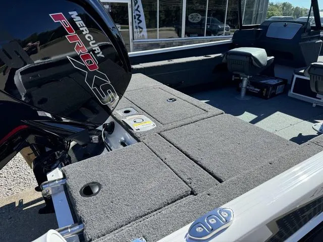 Slide: The Image of Lund 1775 Adventure Sport 2025 - 5