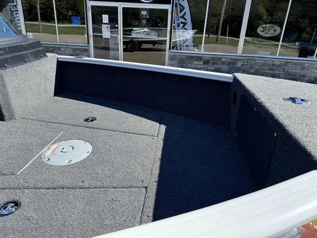 Slide: The Image of Lund 1775 Adventure Sport 2025 - 9