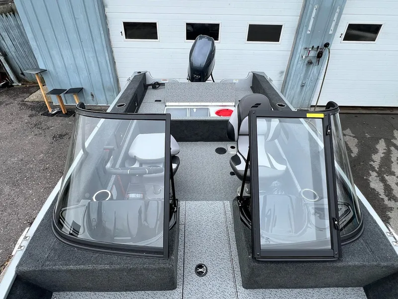 Slide: The Image of Starweld Fusion Pro 16 DC Pro 2025 - 16