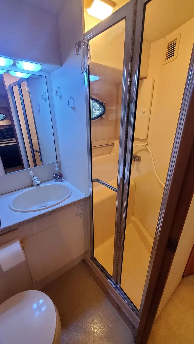 Slide: The Image of Master Head Shower and Vanity - 29