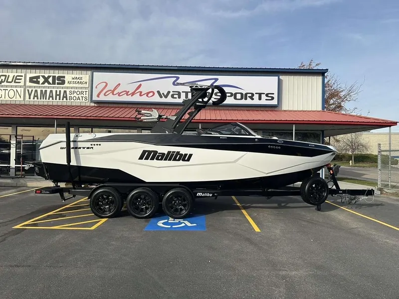 Slide: The Image of Malibu 25 LSV 2025 - 2