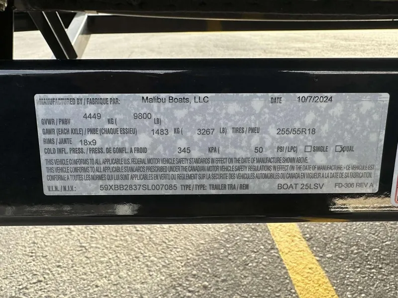 Slide: The Image of Malibu 25 LSV 2025 - 21