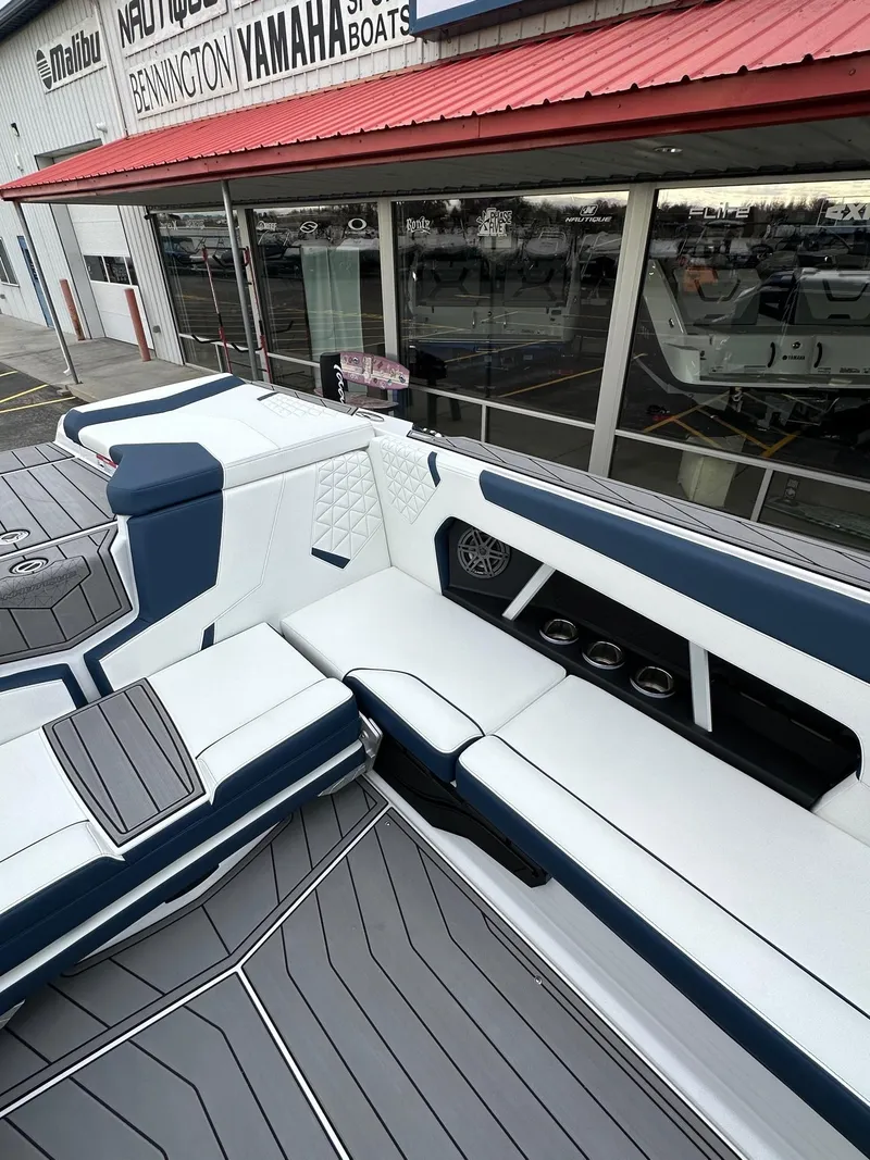 Slide: The Image of Nautique GS24 2025 - 16