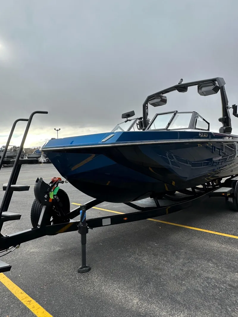 Slide: The Image of Nautique GS24 2025 - 6