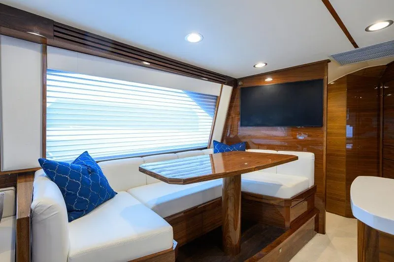 Slide: The Image of Viking 68 Twin Reels - Dinette - 12