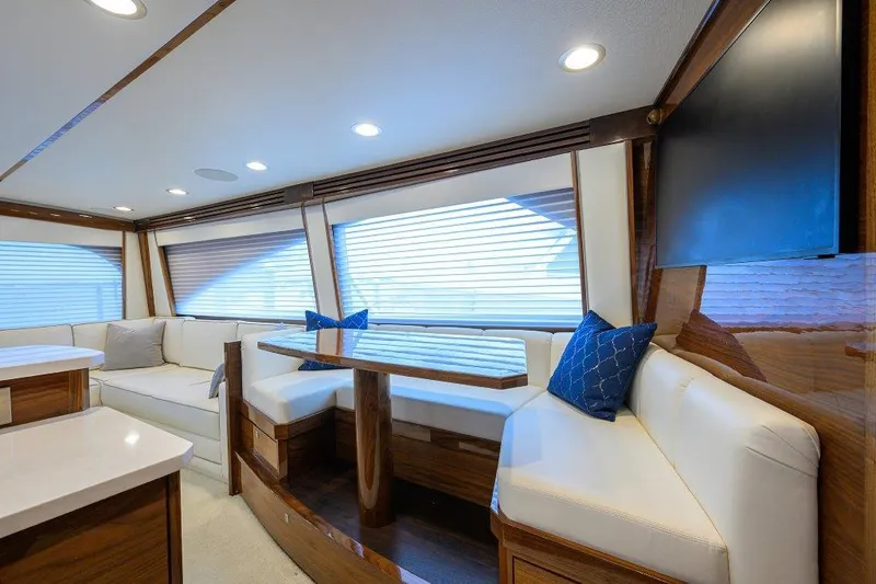 Slide: The Image of Viking 68 Twin Reels - Dinette - 13