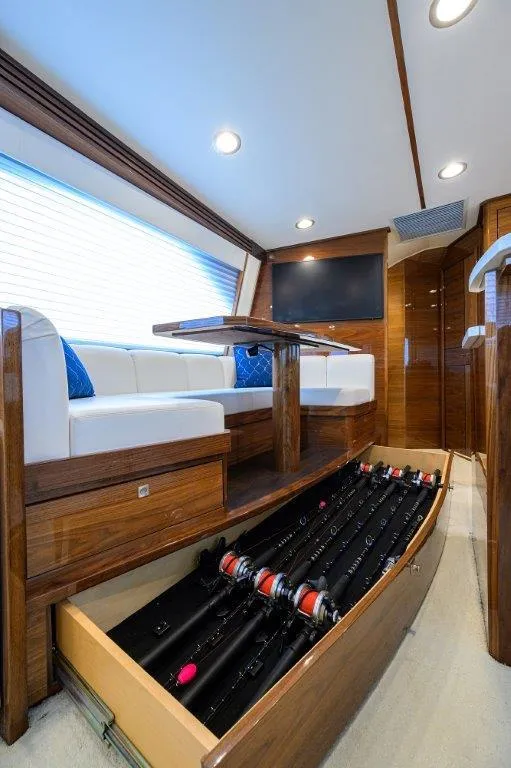 Slide: The Image of Viking 68 Twin Reels - Dinette - 14