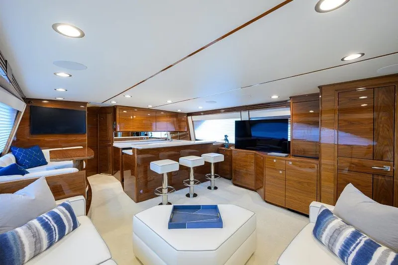 Slide: The Image of Viking 68 Twin Reels - Salon - 6