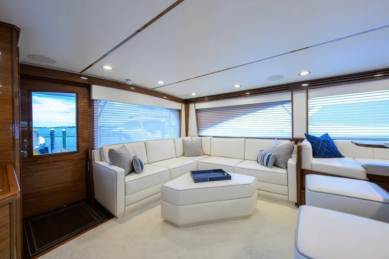 Slide: The Image of Viking 68 Twin Reels - Salon - 9