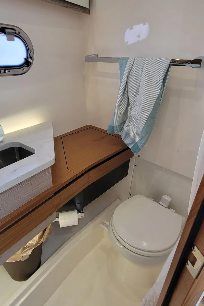 Slide: The Image of 2023 Tiara 34LS - 19