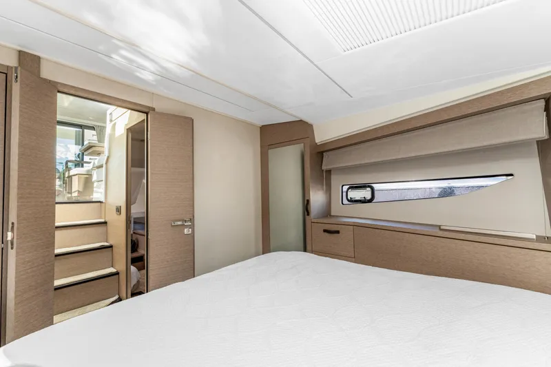 Slide: The Image of Master Stateroom - 20