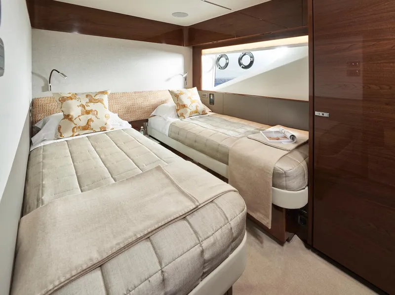 Slide: The Image of Port Guest Cabin - 44