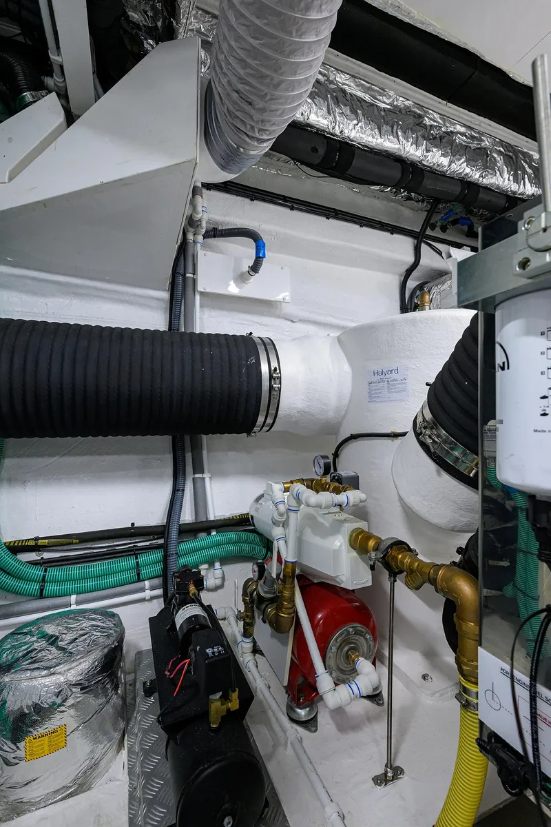 Slide: The Image of Princess Y85 Motor Yacht 2025 - 144