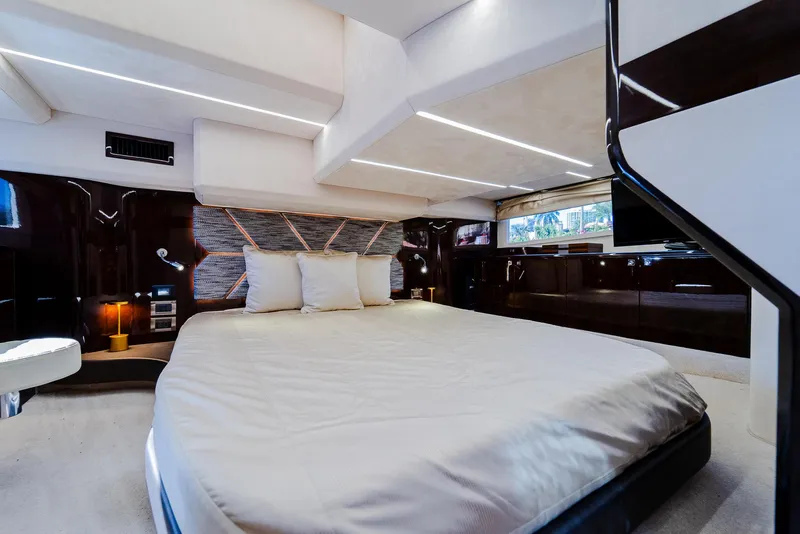 Slide: The Image of Luxurious bedroom interior of 2022 Galeon 400 Fly yacht with modern design. - 37