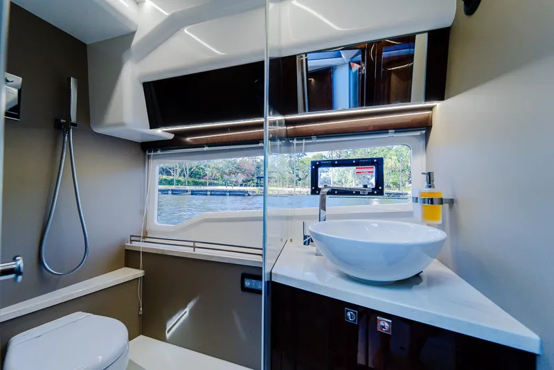 Slide: The Image of Luxurious bathroom interior of 2022 Galeon 400 Fly yacht with modern fixtures. - 41