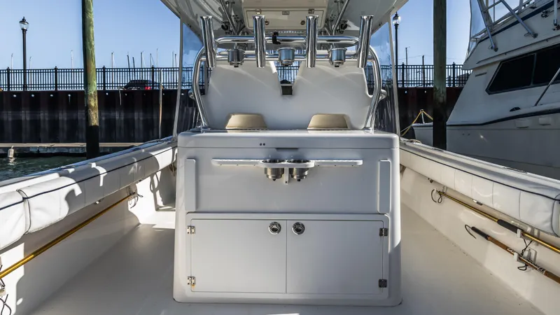 Slide: The Image of Regulator Marine 34 Center Console 2016 - 17