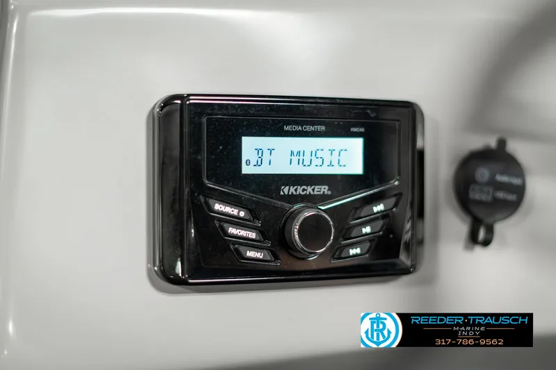 Slide: The Image of 2023 Bennington 20 SVL boat stereo system displaying "BT MUSIC". - 28