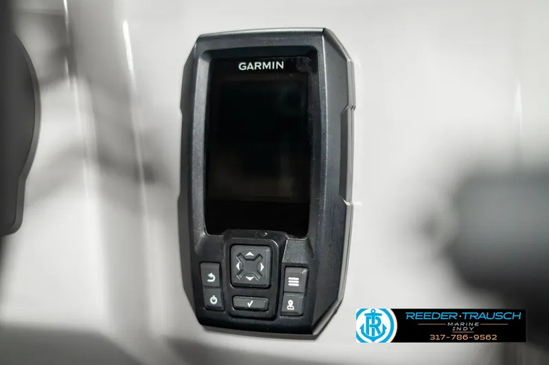 Slide: The Image of Garmin device on 2023 Bennington 20 SVL boat dashboard. - 33