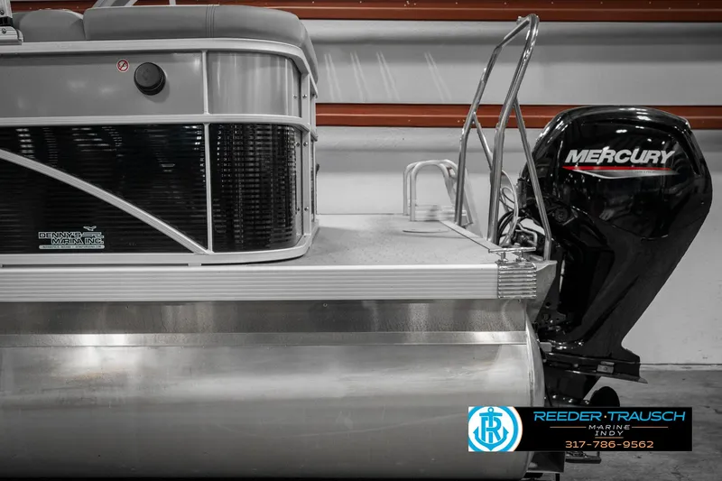 Slide: The Image of 2023 Bennington 20 SVL pontoon boat with Mercury engine in showroom. - 41