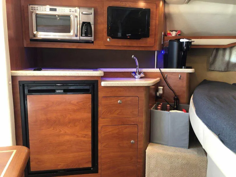 Slide: The Image of Rinker 330 Express Cruiser 2008 - 55