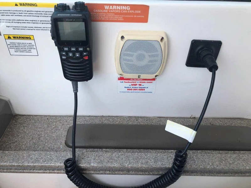 Slide: The Image of Rinker 330 Express Cruiser 2008 - 74