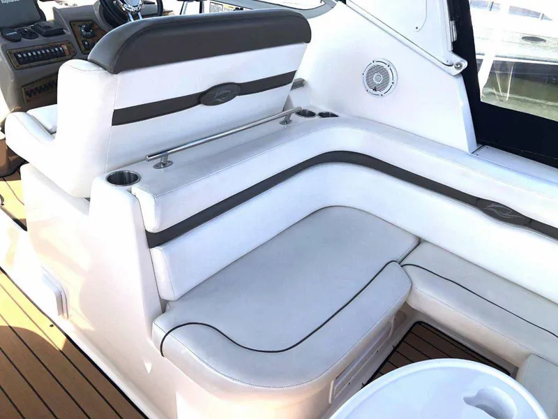 Slide: The Image of Rinker 330 Express Cruiser 2008 - 80