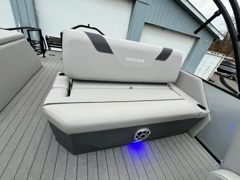 Slide: The Image of Sylvan L3 DLZ Tritoon 2025 - 11