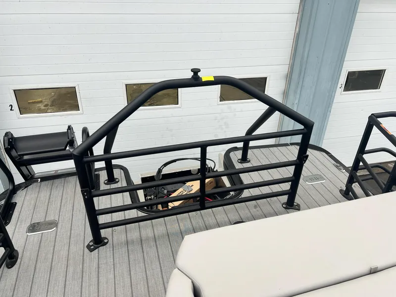 Slide: The Image of Sylvan L3 DLZ Tritoon 2025 - 13