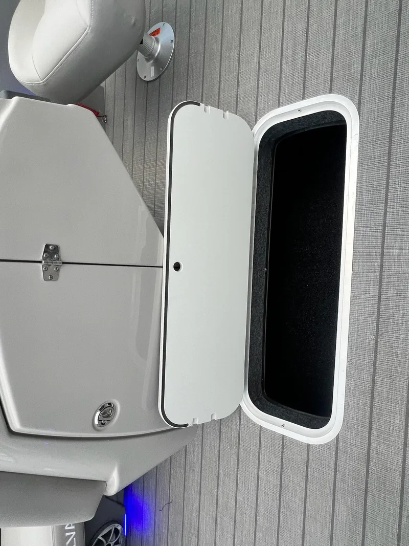 Slide: The Image of Sylvan L3 DLZ Tritoon 2025 - 21