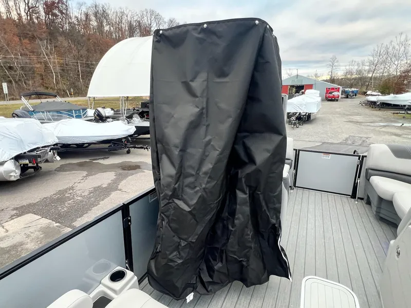 Slide: The Image of Sylvan L3 DLZ Tritoon 2025 - 9