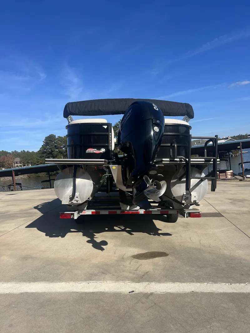 Slide: The Image of Bentley Pontoons Bentley 223 Navigator (3/4 Tube) 2022 - 5