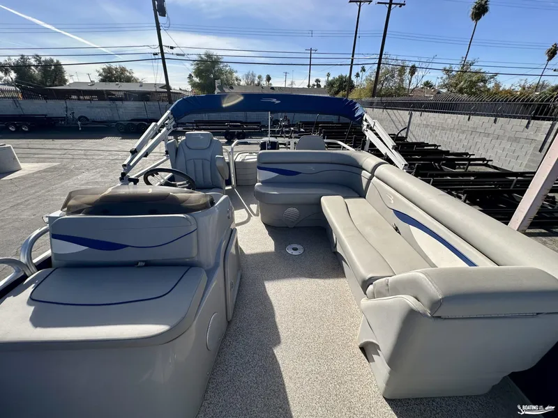 Slide: The Image of 2021 Bennington 20SV pontoon boat with spacious seating and modern design. - 8
