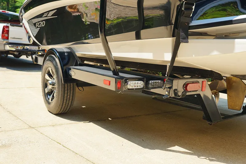 Slide: The Image of Tigé R20 2014 - 120