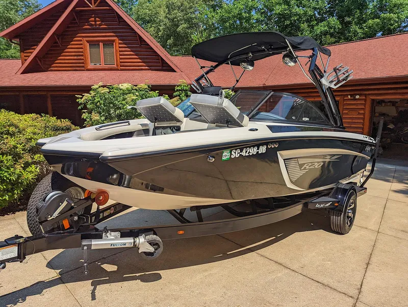 Slide: The Image of Tigé R20 2014 - 66