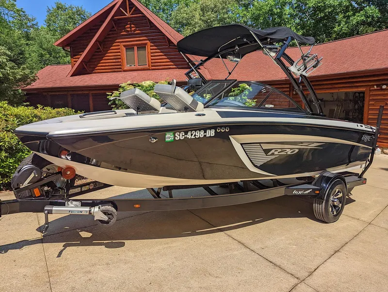 Slide: The Image of Tigé R20 2014 - 80