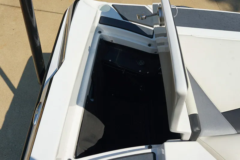 Slide: The Image of Tigé R20 2014 - 84