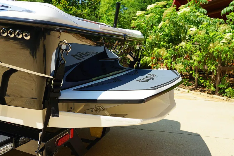 Slide: The Image of Tigé R20 2014 - 86