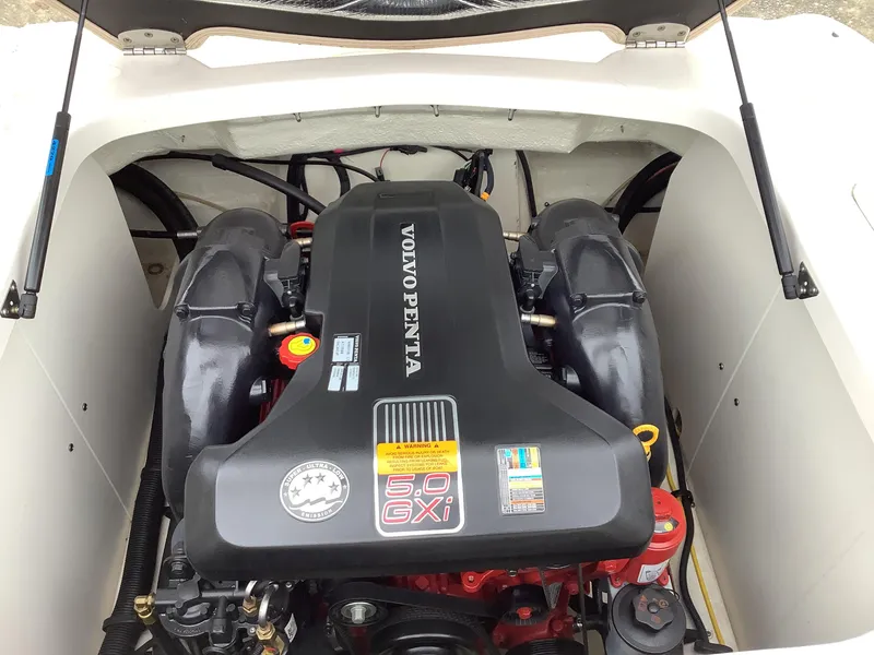Slide: The Image of Volvo Penta 5.0 GXi engine in 2012 Chaparral 216 SSi boat. - 15