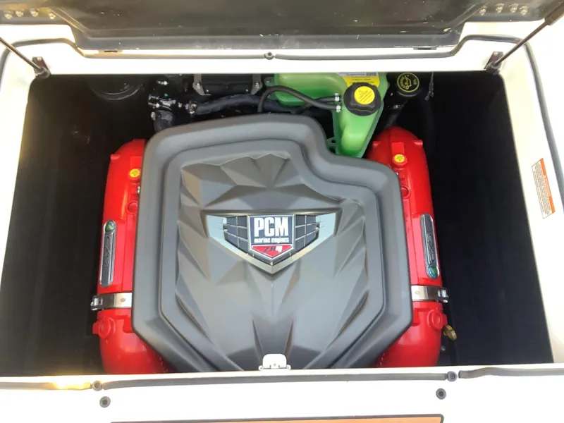 Slide: The Image of Nautique Super Air Nautique GS20 2025 - 19