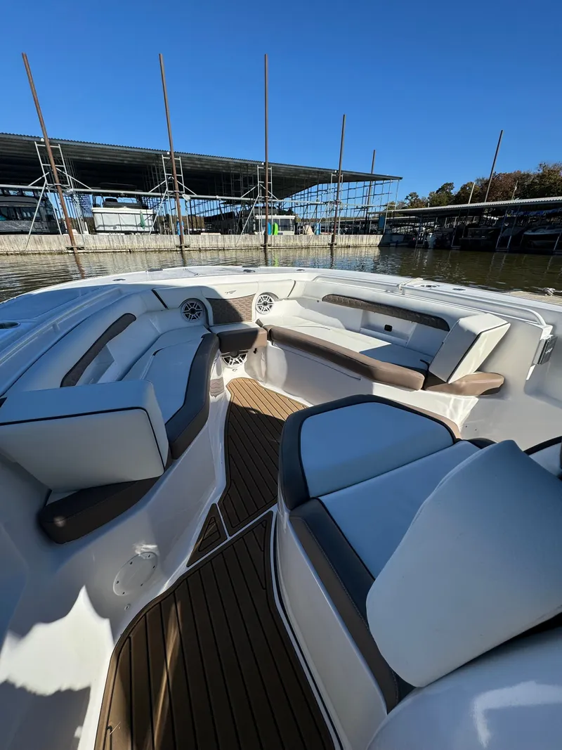 Slide: The Image of Tidewater 256 LXF 2025 - 18