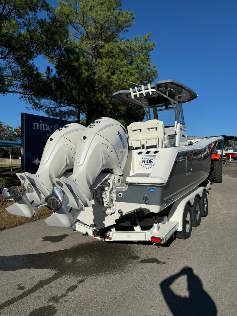 Slide: The Image of Tidewater 282 CC Adventure 2025 - 3